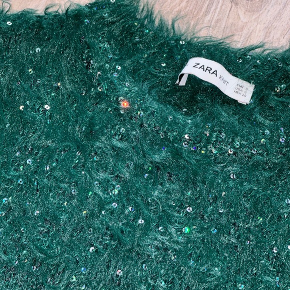 Forest green fuzzy sequin sweater - Picture 4 of 5